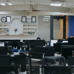 low price shared office space for rent in Guindy